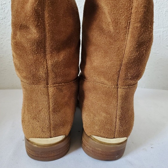 Michael Kors Logo Plate Rhea Brown Suede Boots Mid Calf Pull On Womens 5.5M US - Picture 5 of 14